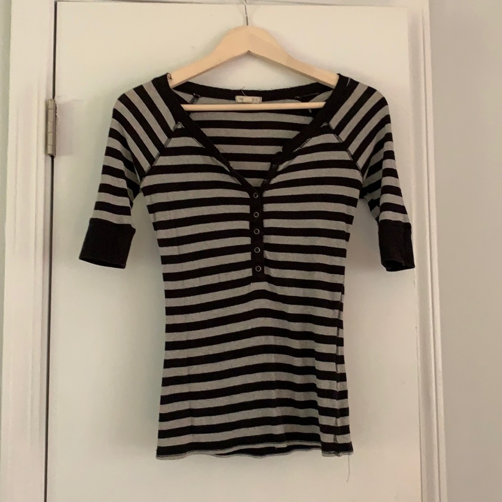 Quarter length sleeve striped Henley